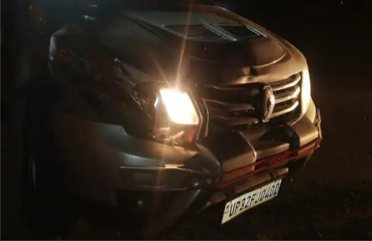 जीएसटी टीम की कार में ट्रक ने मारी टक्कर, दो की मौत